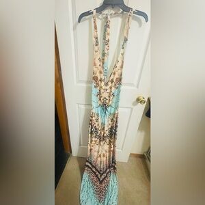 VENUS Backless Maxi Dress in Cream and Blue